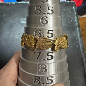 USA gold tone‎ bracelet